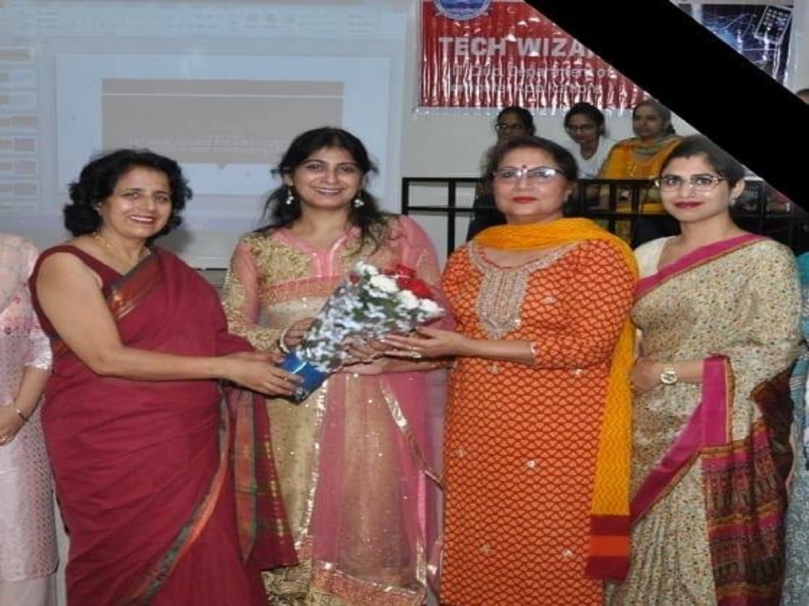 HONOURED BY PRINCIPAL DEV SAMAJ COLLEGE CHD